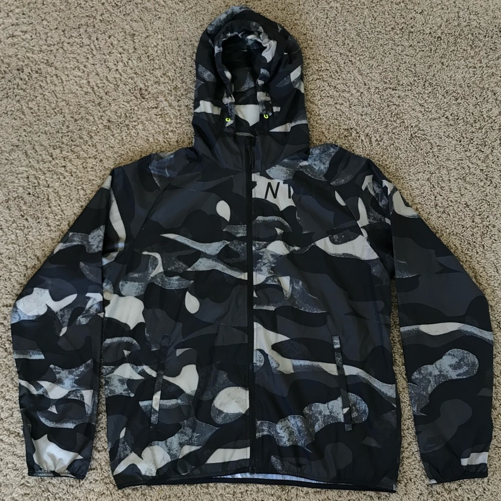 Nike track & field windbreaker